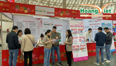 Hoàng Việt Travel tham gia Hội chợ Mùa Xuân VEC 2026 – Điểm đến tư vấn tour mùa xuân & hoa anh đào 2026