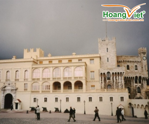 Cung điện ông hoàng Monaco