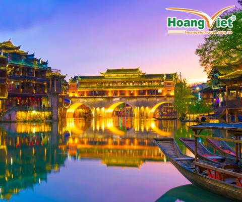 CHƯƠNG TRÌNH DU LỊCH HÀ NỘI – NGHI XƯƠNG - TRƯƠNG GIA GIỚI  – THIÊN MÔN SƠN - PHƯỢNG HOÀNG CỔ TRẤN BAY QUINGDAO AIRLINES 