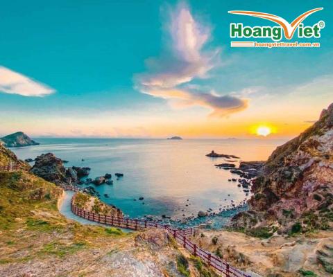 HÀ NỘI - QUY NHƠN – PHÚ YÊN  XỨ SỞ HOA VÀNG CỎ XANH BAY VIETJET AIR 