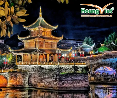 HÀNH TRÌNH KHÁM PHÁ QUÝ CHÂU – THIÊN HỘ MIÊU TRẠI BAY COLORFUL GUIZHOU AIRLINES