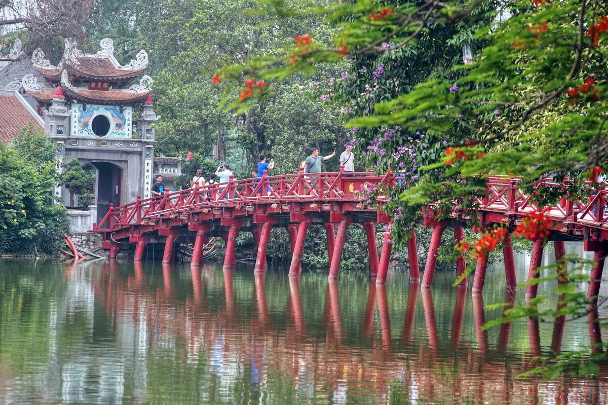 DU LICH MIỀN BẮC TẾT CANH TÝ 2020: HÀ NỘI – NINH BÌNH – HẠ LONG – YÊN TỬ–  SA PA – HÀ NỘI 6N5Đ | Hoàng Việt Travel