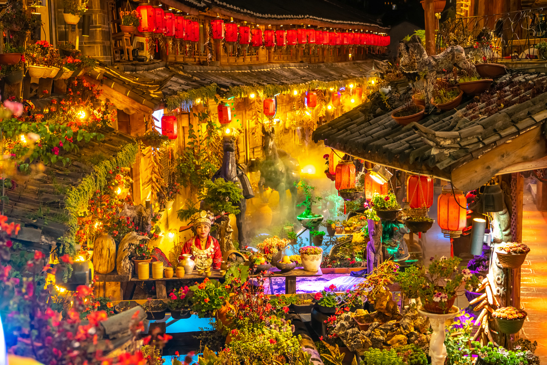 chợ đêm Lệ Giang - hoangviettravel