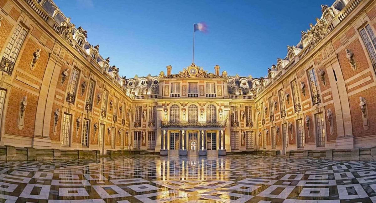 CUNG ĐIỆN VERSAILLES