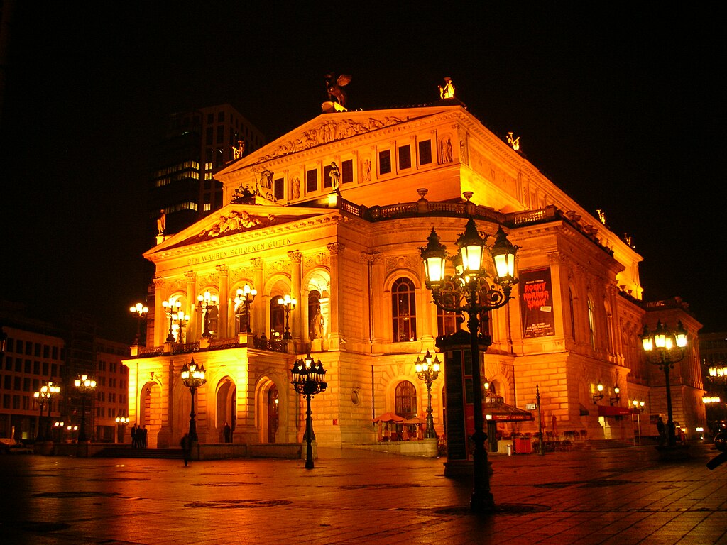 File:Opera House - Frankfurt
