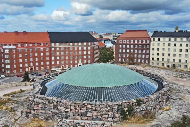Nhà thờ đá Temppeliaukio độc đáo với vẻ đẹp ẩn dưới lòng đất