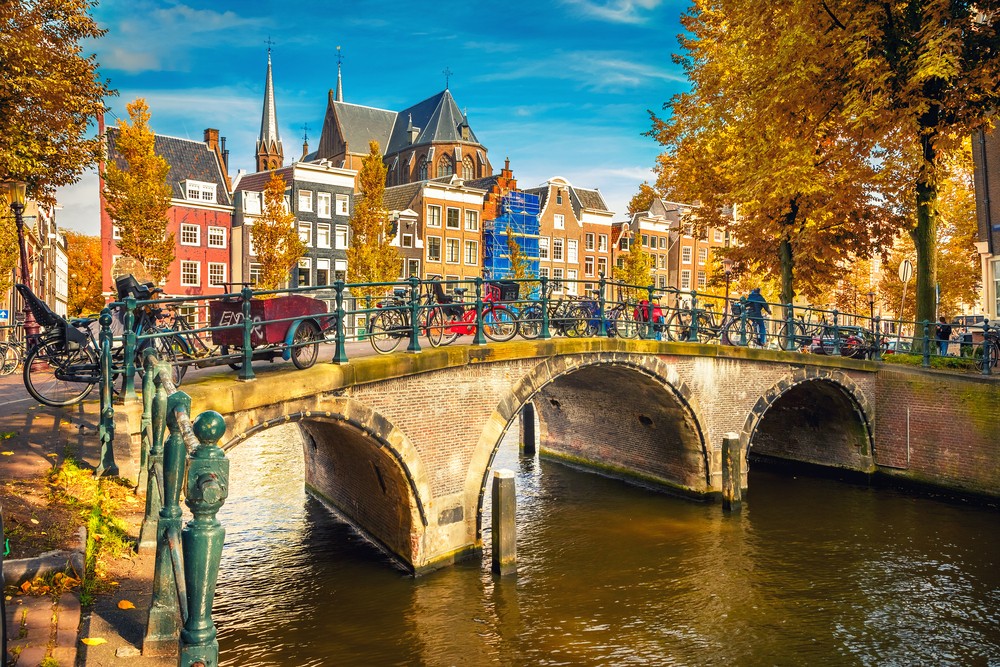 Kênh đào amsterdam mùa thu - hoàng việt travel
