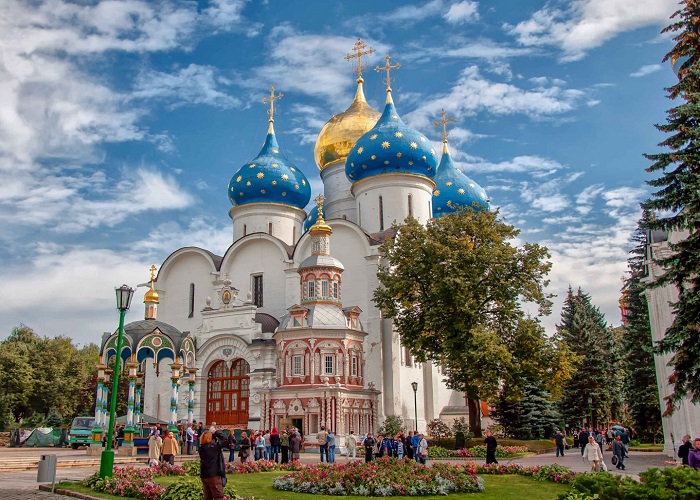 Tìm hiểu về lịch sử qua những địa điểm du lịch Sergiev Posad Nga