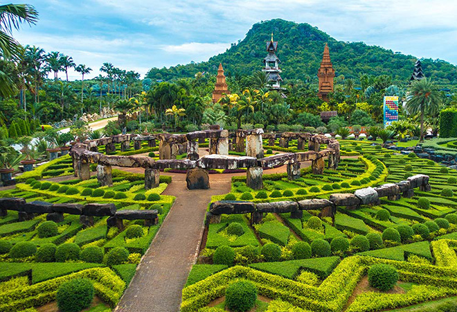Chiêm ngưỡng vẻ đẹp của khu vườn nhiệt đới Nong Nooch ở Pattaya