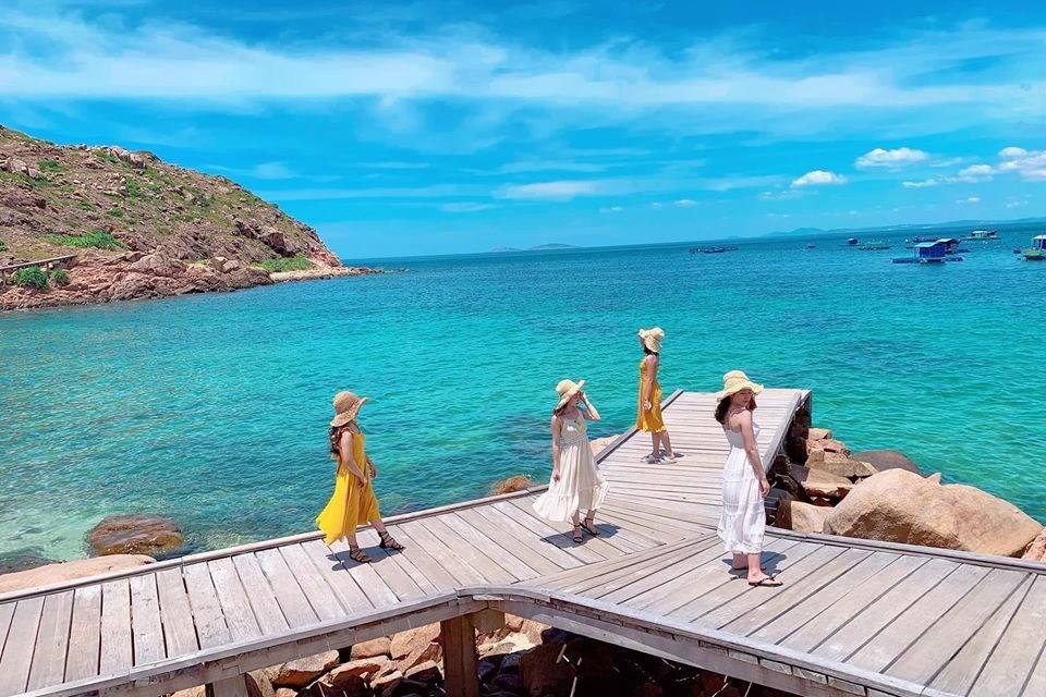 Tour Hòn Khô - Kỳ Co - Eo Gió - lặn ngắm san hô 1 ngày gi﻿á rẻ