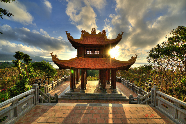 Tham quan Chùa núi Một Côn Đảo