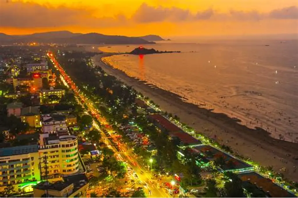 Cửa Lò về đêm – một không gian tĩnh lặng nhưng hấp dẫn đến lạ kỳ