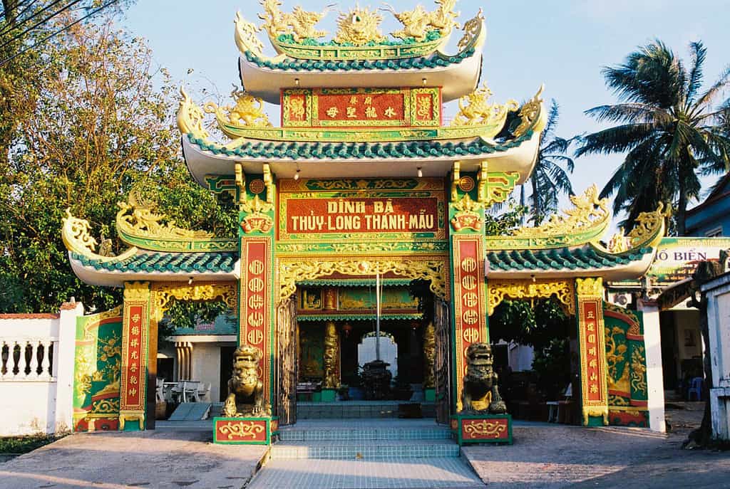 Dinh Bà ( Thuỷ Long Thánh Mẫu ) tại Dương Đông , Phú Quốc