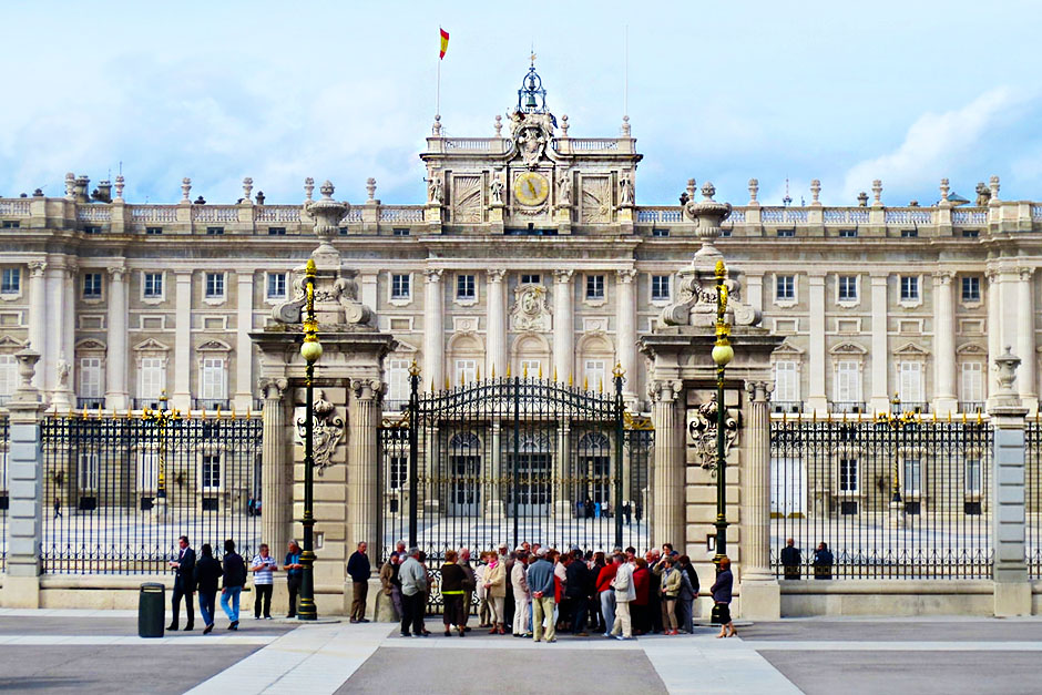 Cung điện Hoàng gia - Royal Palace of Madrid