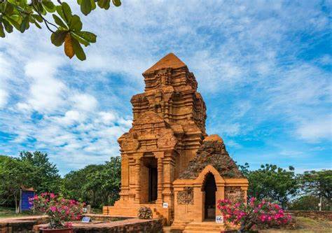 Kinh nghiệm du lịch tháp Chàm Poshanu Phan Thiết 2020 mới nhất