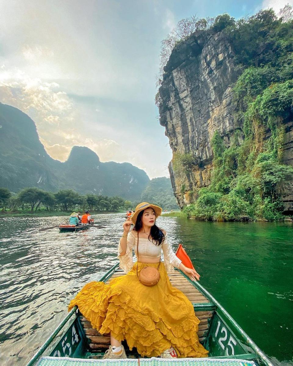 Còn trẻ nhất định phải cùng hội cạ cứng vi vu thiên đường Tràng An