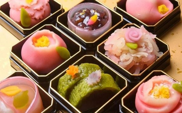 Wagashi- món ăn mang hồn thu Nhật Bản
