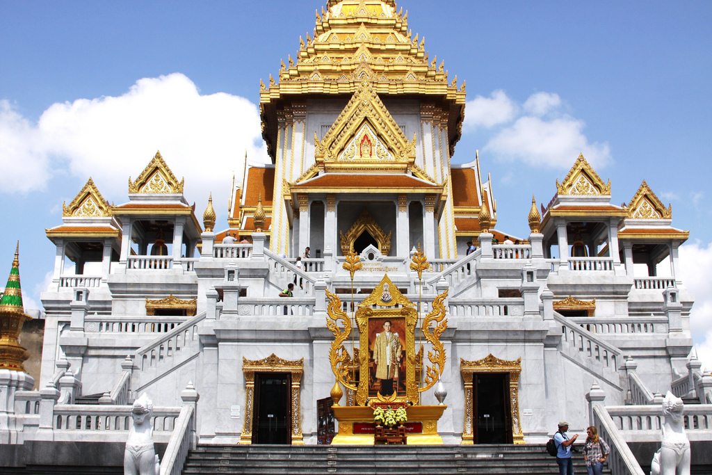 Khám phá chùa Phật Vàng