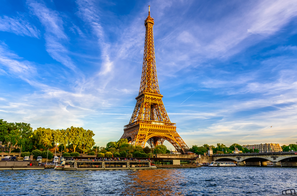 Những điều bạn chưa biết về tháp Eiffel ở Pháp - CafeLand.Vn